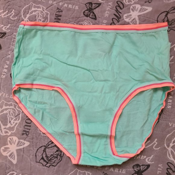 Wonder Nation Girl’s Briefs Set of 3 - Picture 4 of 7